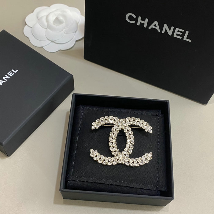 Chanel Brooch CR18