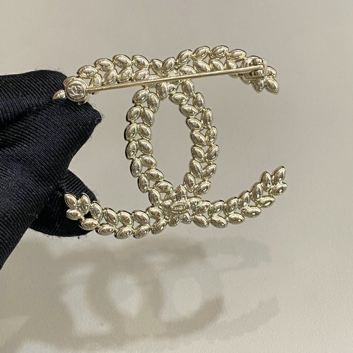 Chanel Brooch CR18