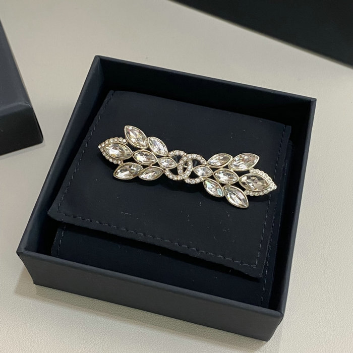 Chanel Brooch CR19