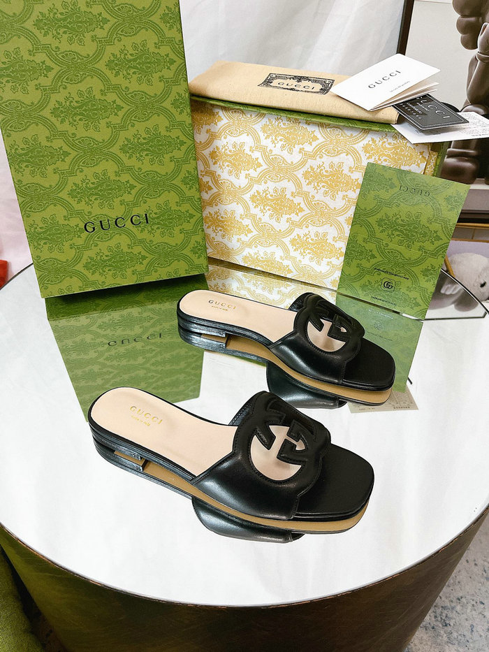 Gucci Cut Leather Interlocking G Sandals Black SNG051402