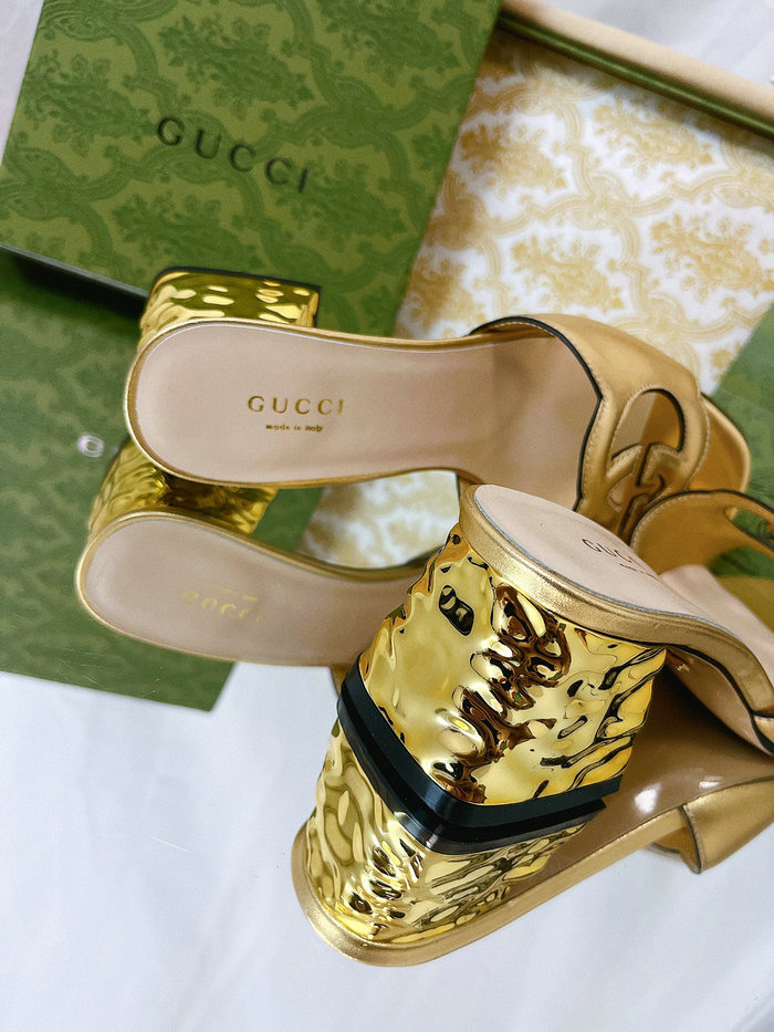 Gucci Cut Leather Interlocking G Sandals Gold SNG051401