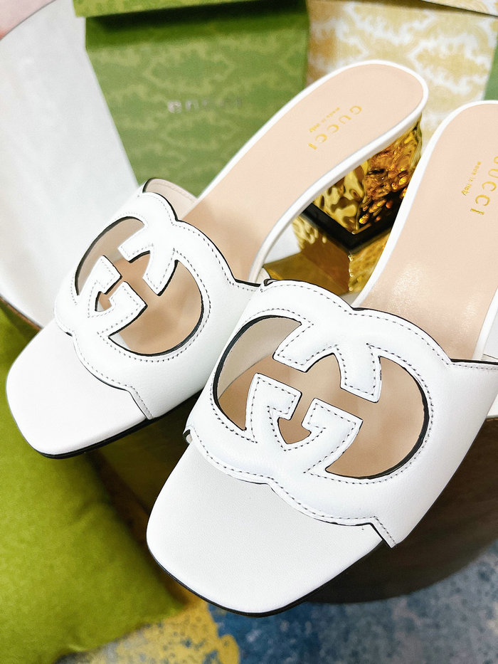 Gucci Cut Leather Interlocking G Sandals White SNG051401