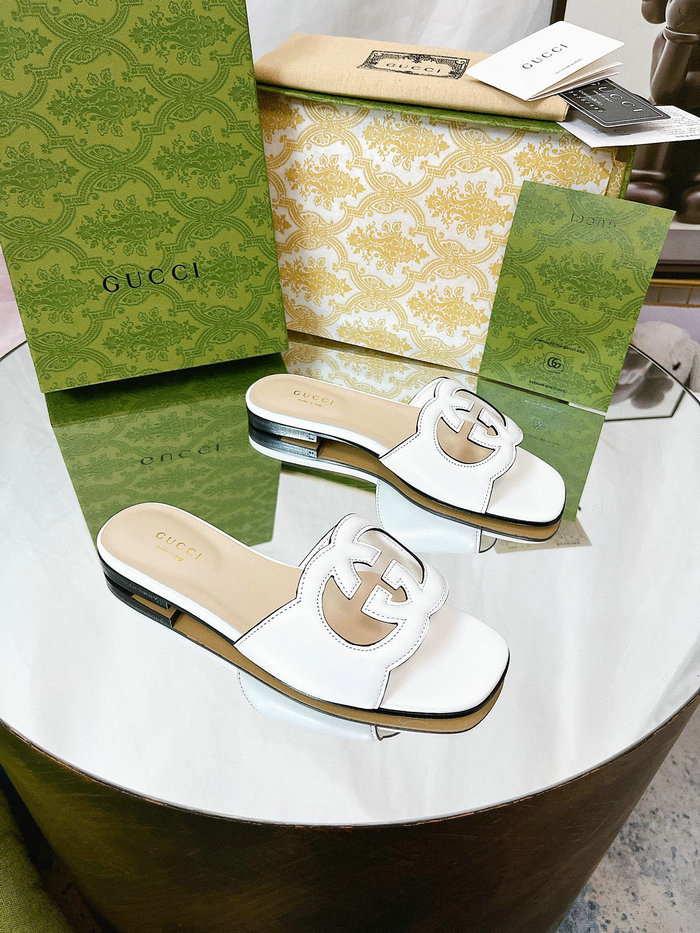 Gucci Cut Leather Interlocking G Sandals White SNG051402