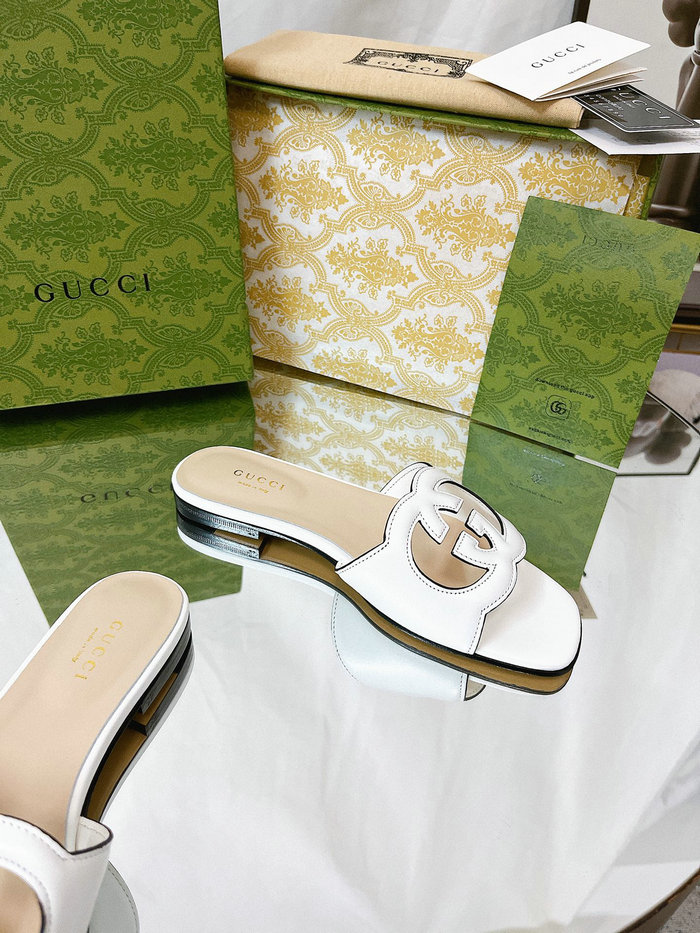 Gucci Cut Leather Interlocking G Sandals White SNG051402