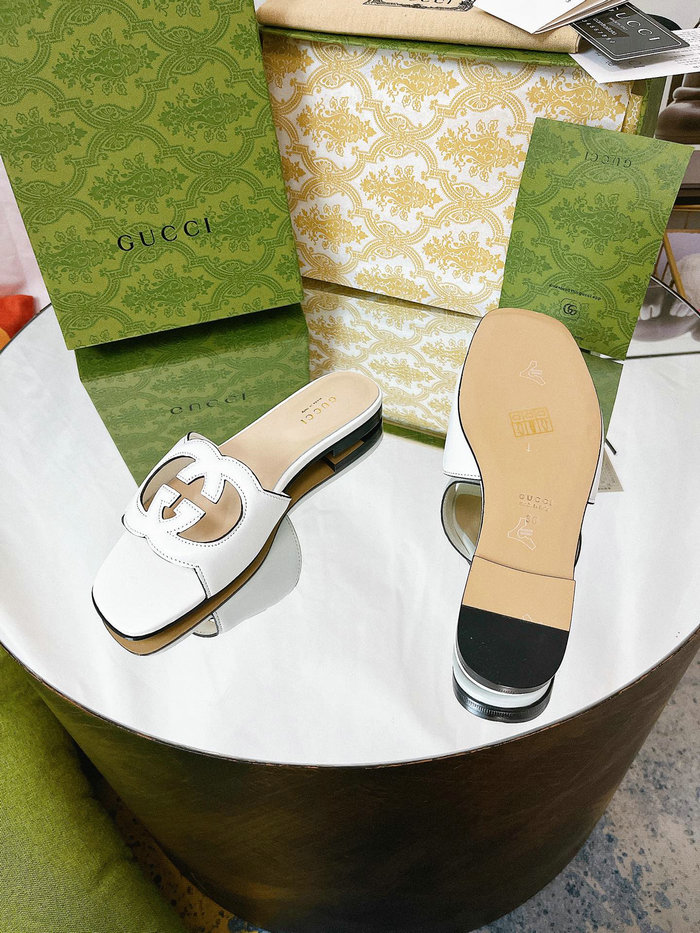 Gucci Cut Leather Interlocking G Sandals White SNG051402