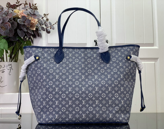 Louis Vuitton Denim Neverfull MM Blue M40995