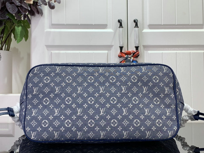 Louis Vuitton Denim Neverfull MM Blue M40995