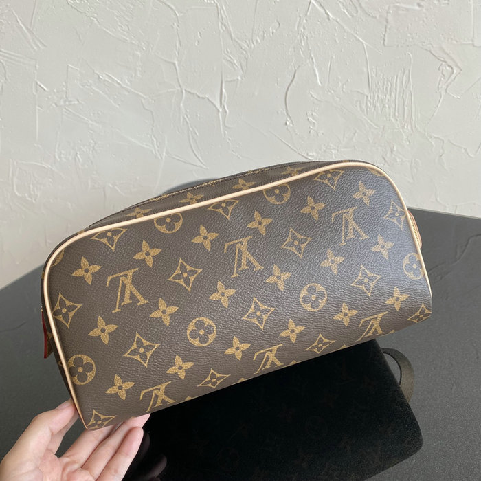 Louis Vuitton Monogram Canvas Toilet Dopp Kit Pouch M44494