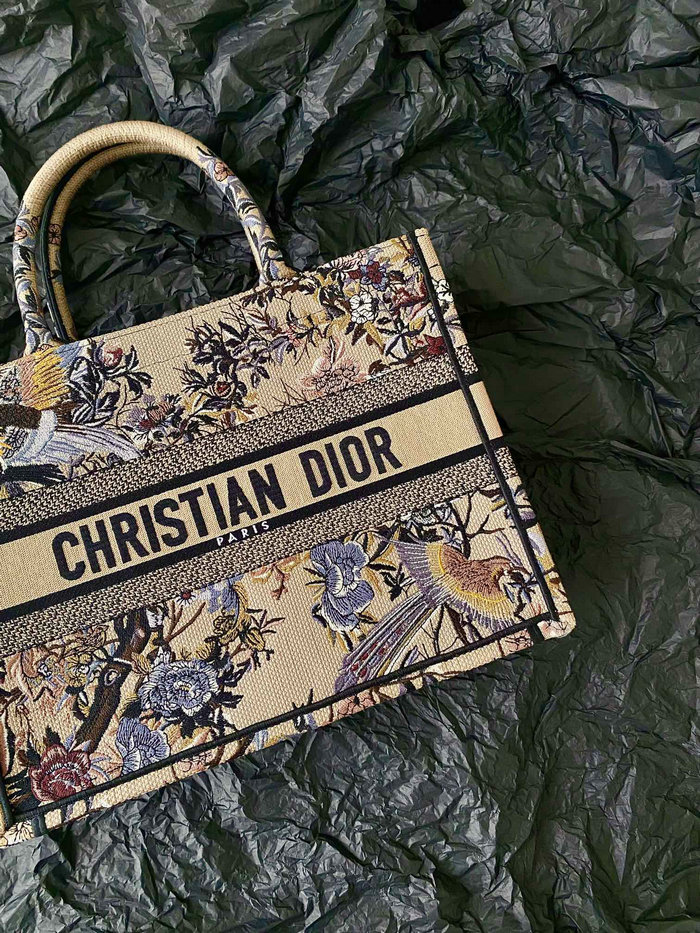 Medium Dior Book Tote M1296D02
