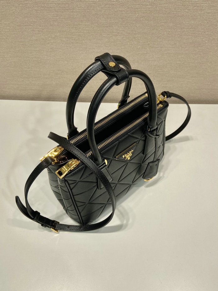 Prada Saffiano leather handbag Black 1BA896