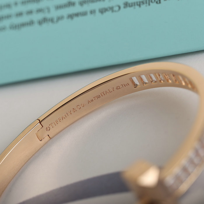 Tiffany Bracelet TB051002