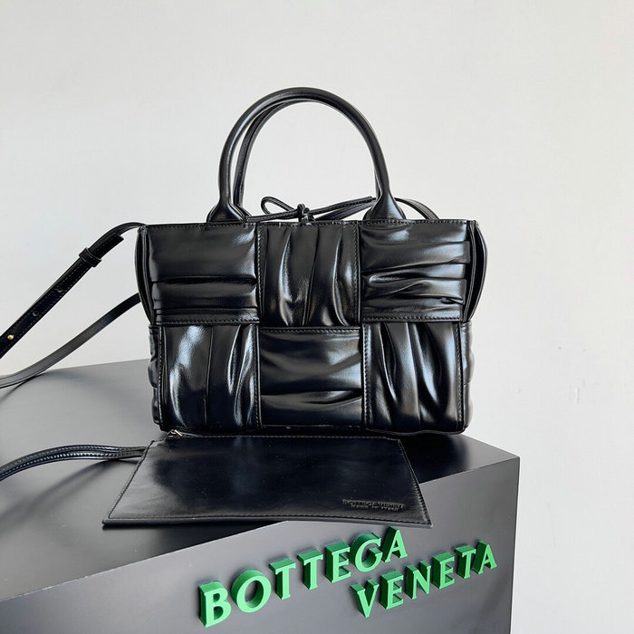 Bottega Veneta Mini Arco Tote Bag Black B729042