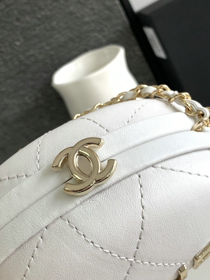 Chanel Clutch With Chain White AP3252