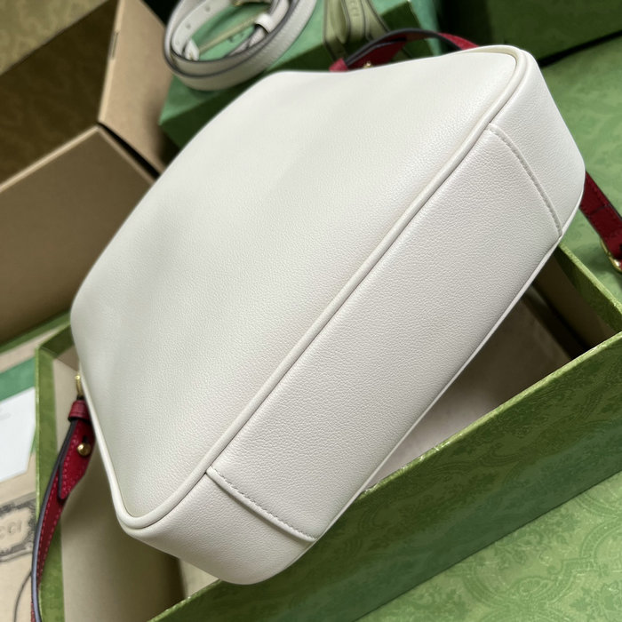 Gucci Diana Small Shoulder Bag White 746251