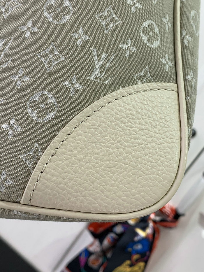 Louis Vuitton Boulogne Shoulder Bag White M95225