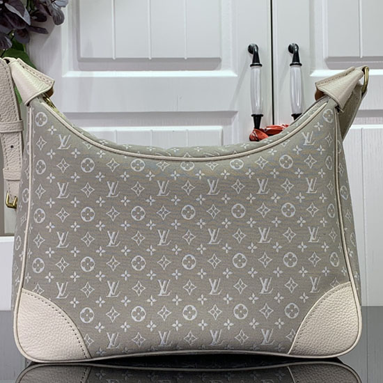 Louis Vuitton Boulogne Shoulder Bag White M95225