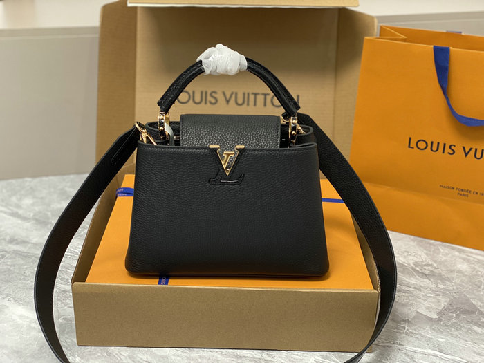 Louis Vuitton Capucines BB Black M91697