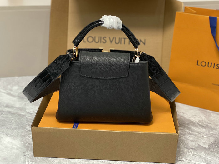 Louis Vuitton Capucines BB Black M91697