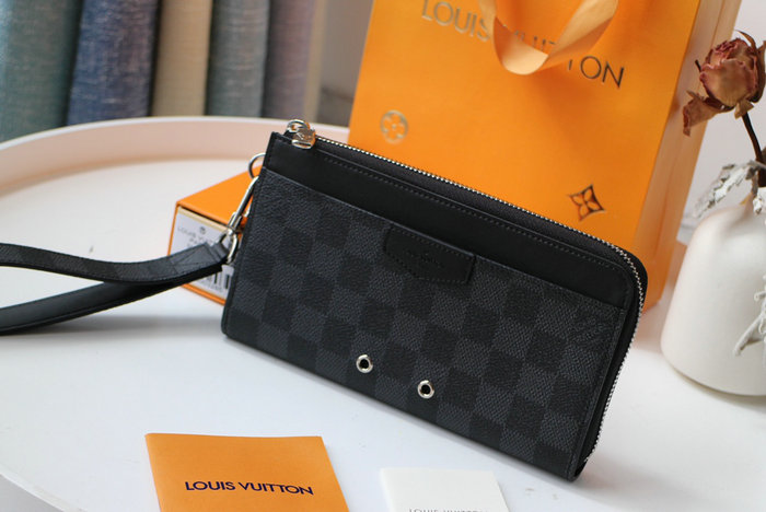 Louis Vuitton Damier Graphite Zippy Dragonne N60379