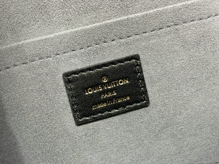 Louis Vuitton Dauphine MM Black M22276