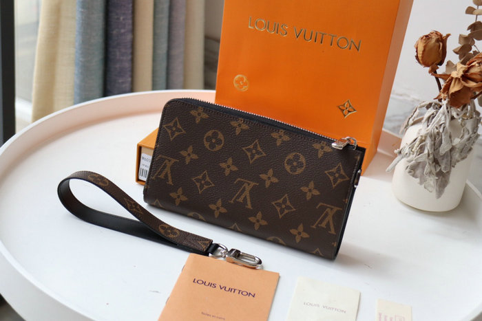 Louis Vuitton Monogram Zippy Dragonne N60379