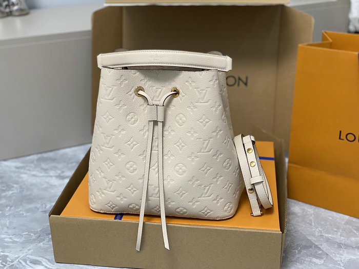 Louis Vuitton Neonoe MM Cream M46526