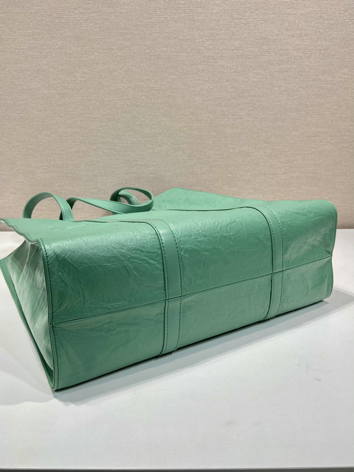 Prada Small antique nappa leather tote Green 1BG459