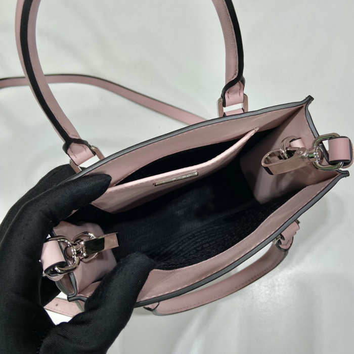 Prada Smooth Leather handbag Pink 1BA333