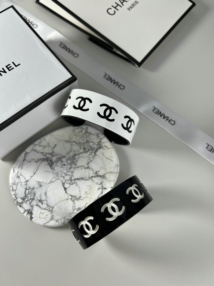 Chanel Bracelet JCB061403