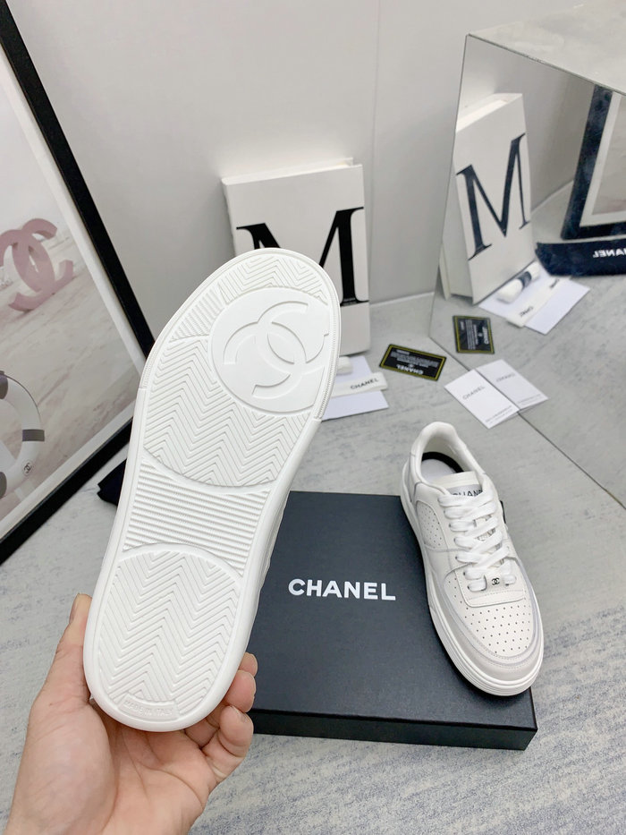 Chanel Sneakers SDC060403