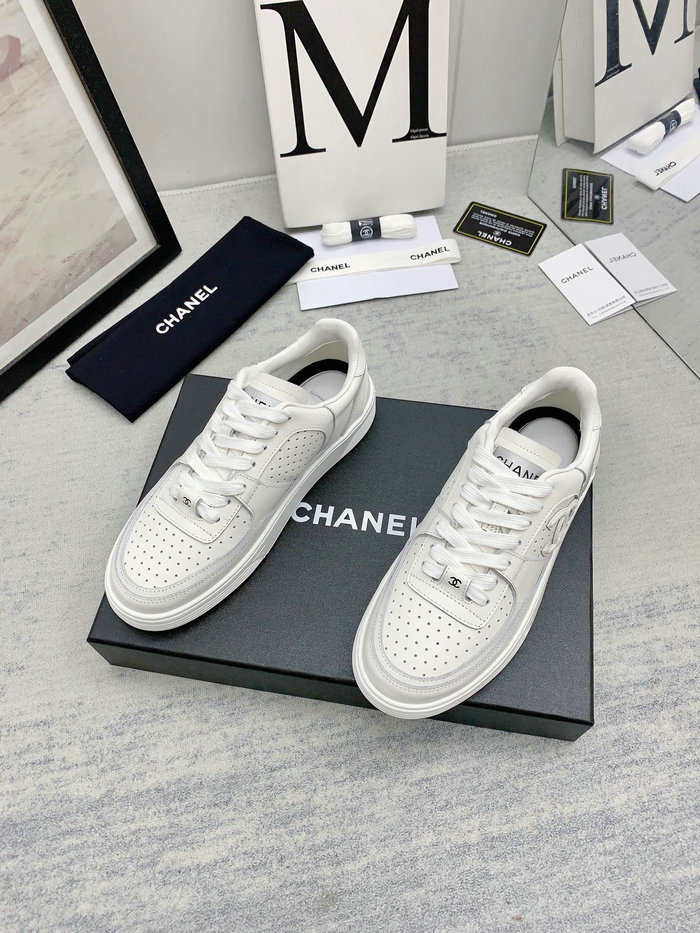 Chanel Sneakers SDC060403