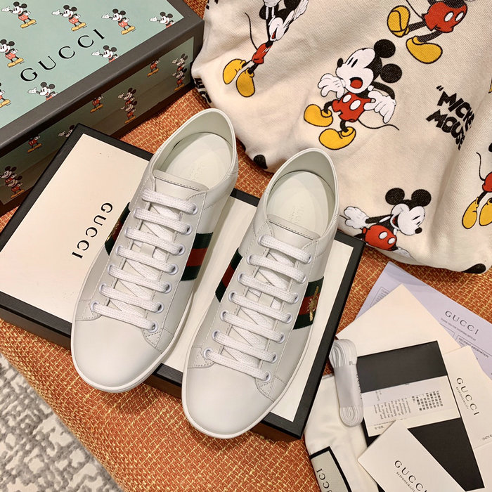 Gucci Sneakers SLG060409