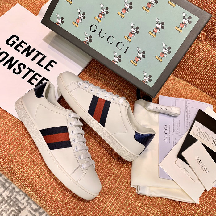 Gucci Sneakers SLG060411