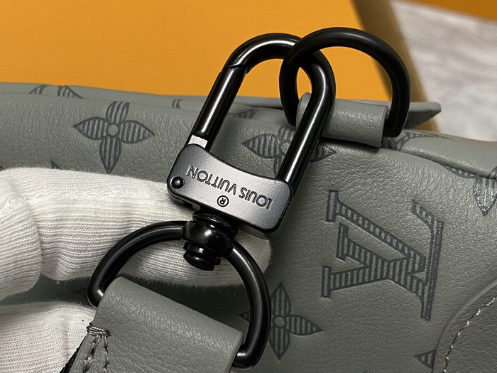 Louis Vuitton Duo Slingbag Grey M46562