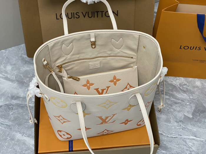 Louis Vuitton Neverfull MM Beige M46516