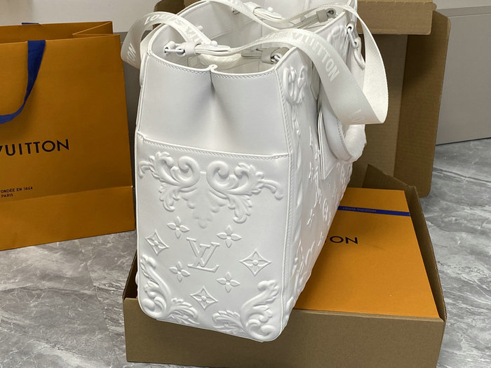 Louis Vuitton Sac Plat White M21841