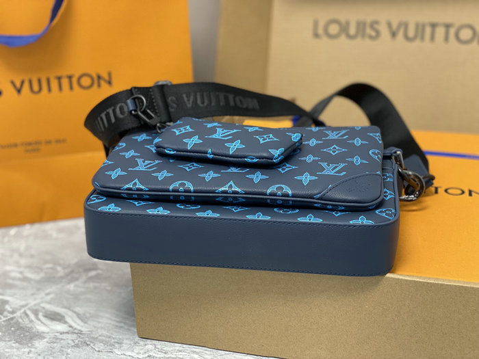 Louis Vuitton Trio Messenger Blue M46604