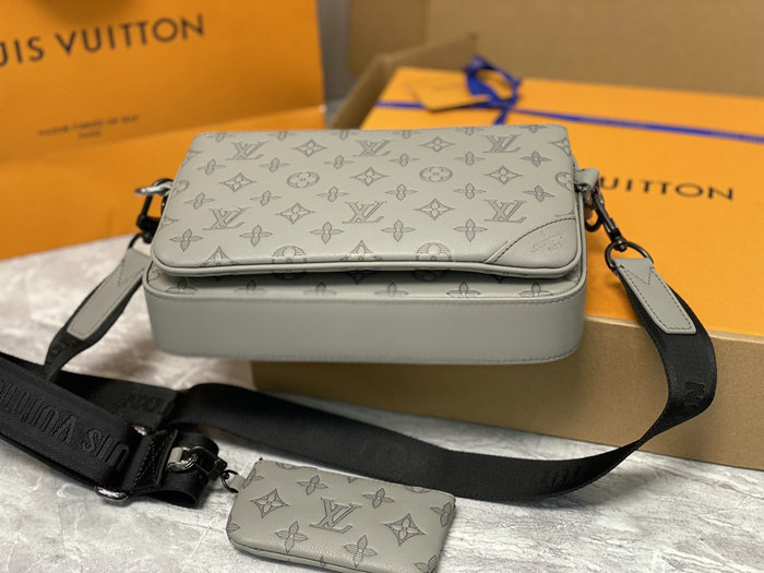 Louis Vuitton Trio Messenger Grey M46604