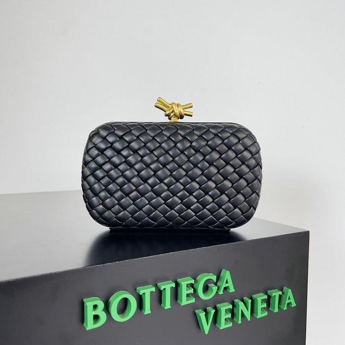 Bottega Veneta Classic Knot Clutch Black B717622