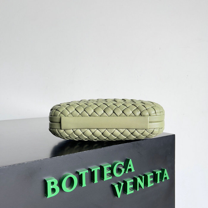 Bottega Veneta Classic Knot Clutch Travertine B717622