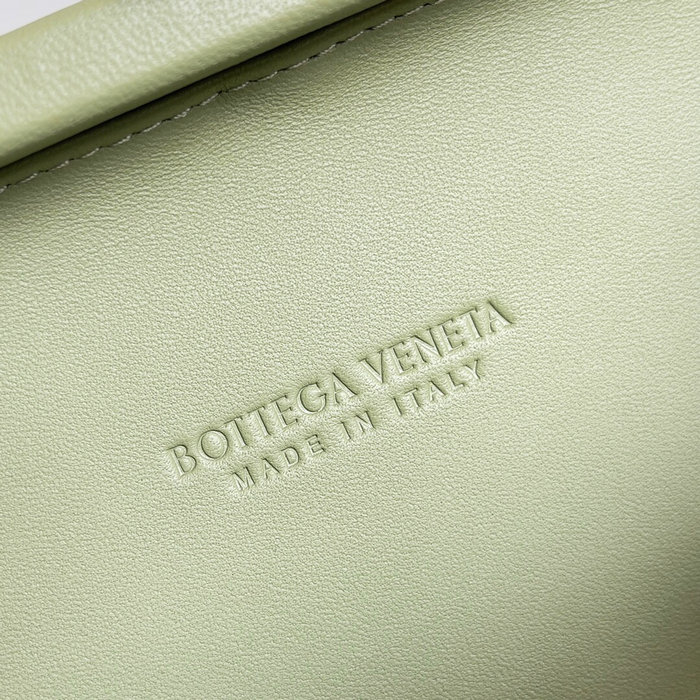 Bottega Veneta Classic Knot Clutch Travertine B717622