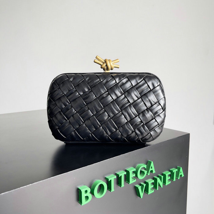 Bottega Veneta Knot Clutch Black B717622