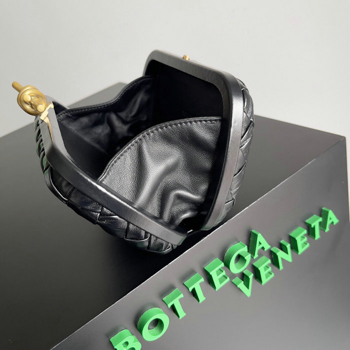 Bottega Veneta Knot Clutch Black B717622