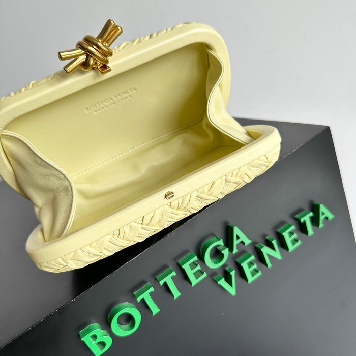 Bottega Veneta Knot Clutch Yellow B717622
