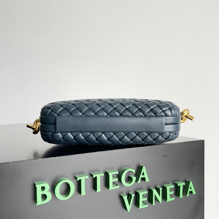 Bottega Veneta Knot Minaudiere Shoulder Bag Blue B717623