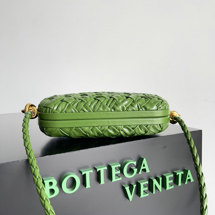 Bottega Veneta Knot On Strap Dark Green B717623