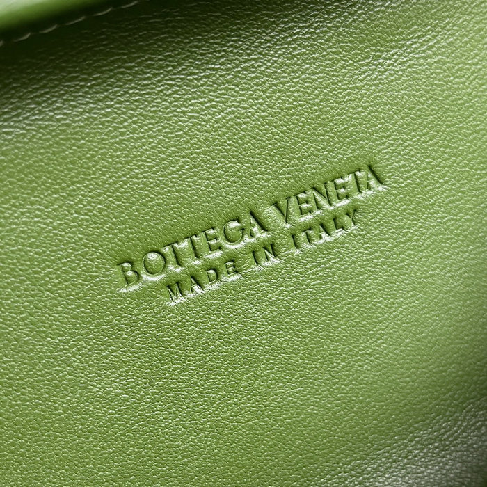 Bottega Veneta Knot On Strap Dark Green B717623