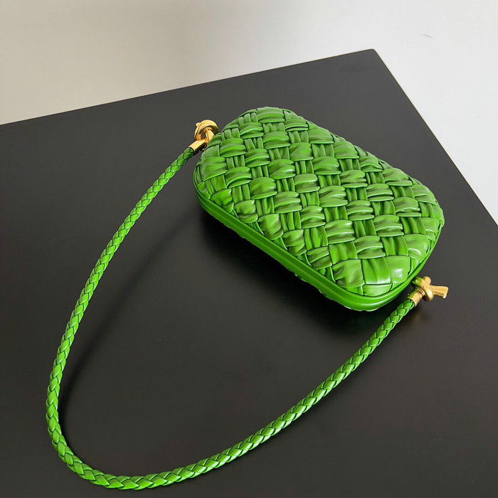 Bottega Veneta Knot On Strap Green B717623