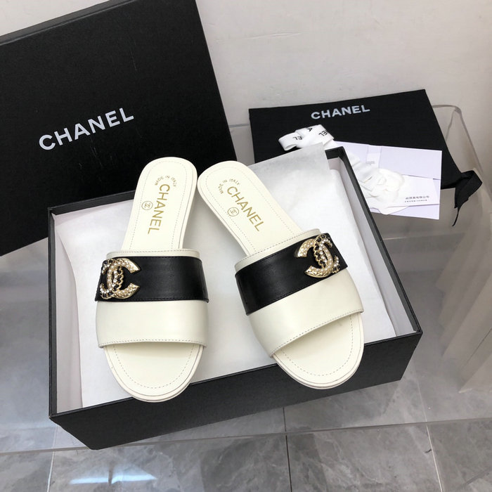 Chanel Slippers SDC062201