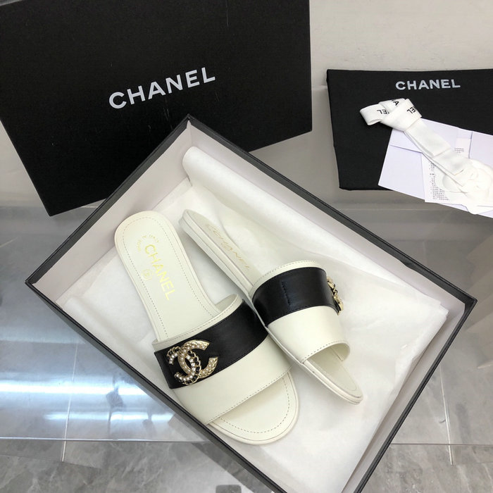 Chanel Slippers SDC062201